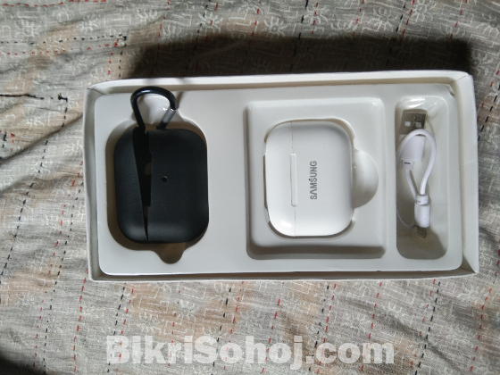 Samsung earbud